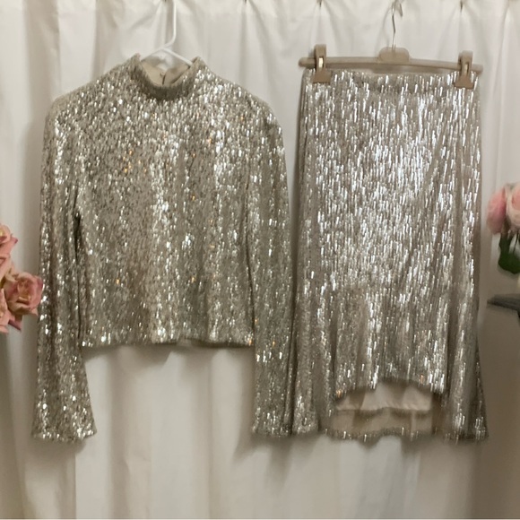 H&M Dresses & Skirts - Champagne Sequin Set Elegant Matching Long Sleeve Blouse & Midi Skirt